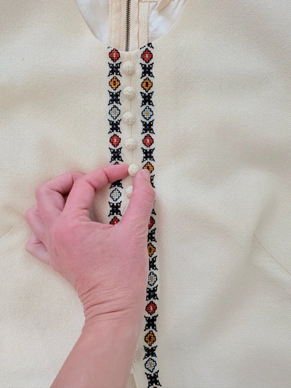 Vintage Narodna Radinost Beograd Folk Art Handcrafted Dress - Size 42 - Picture 9 of 14